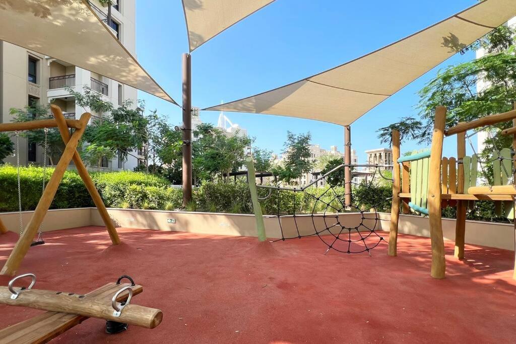 Post Modern Near Burj Al Arab Appartement